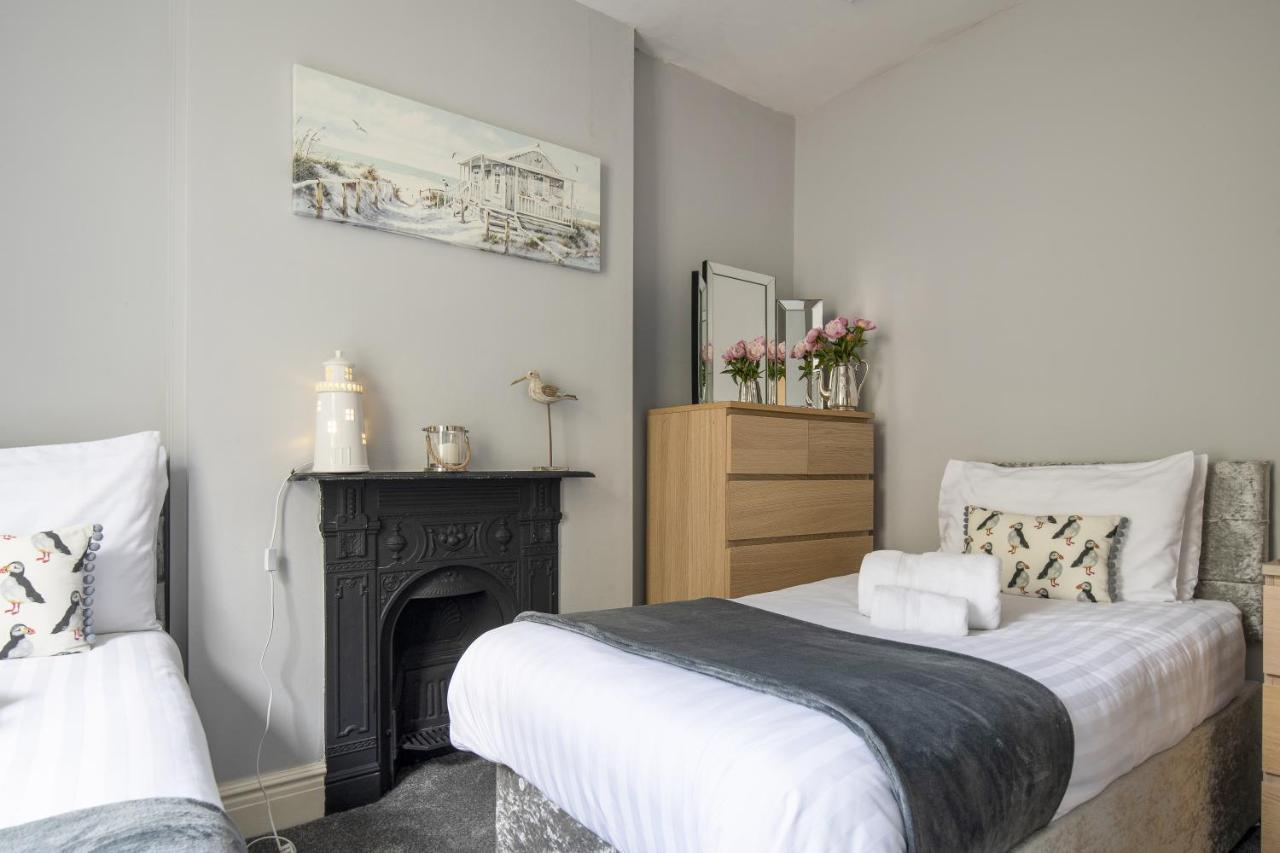 Beautiful Townhouse On The Great Orme, Pet Friendly Llandudno