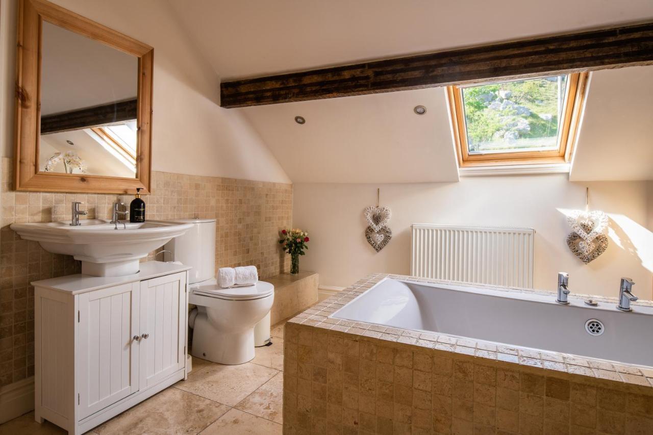 Beautiful Townhouse On The Great Orme, Pet Friendly